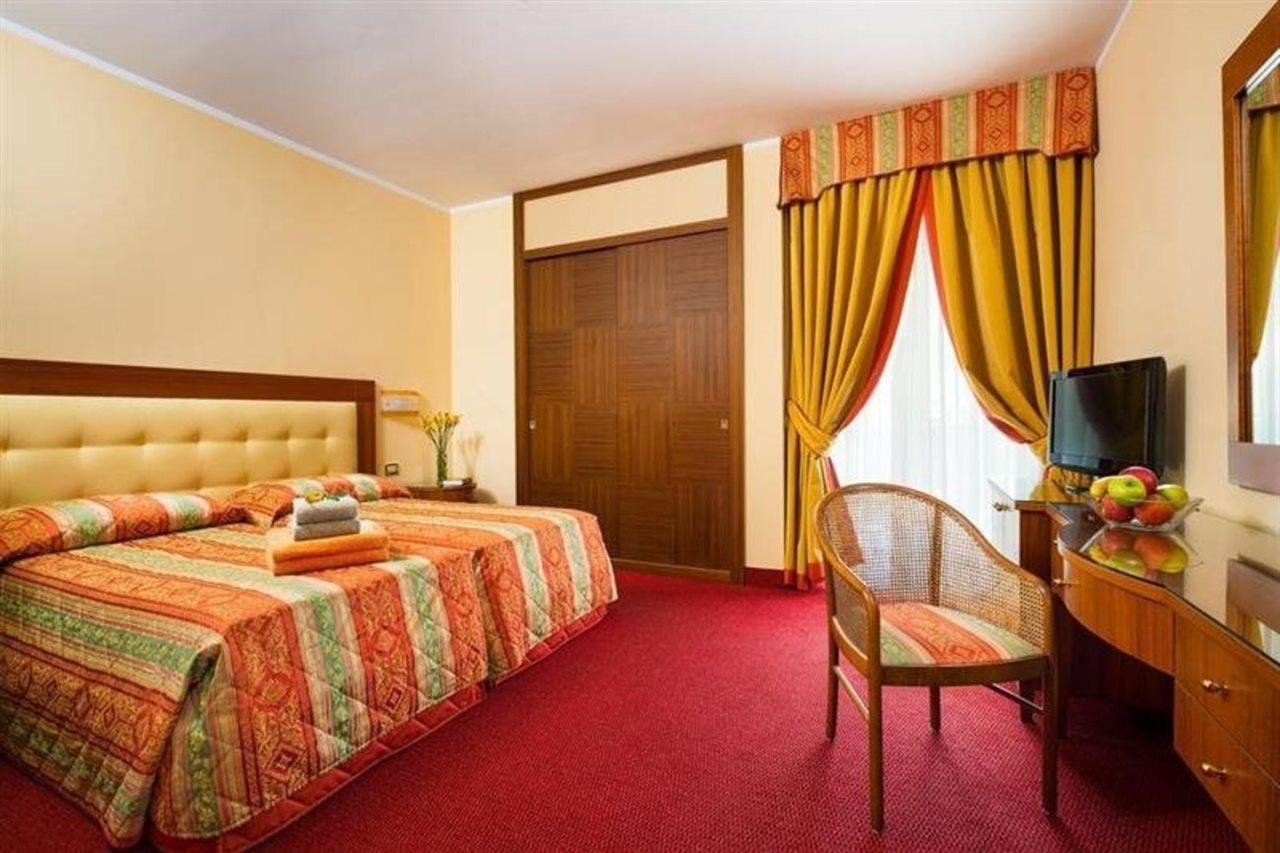 Hotel Metropole Abano Terme Kültér fotó