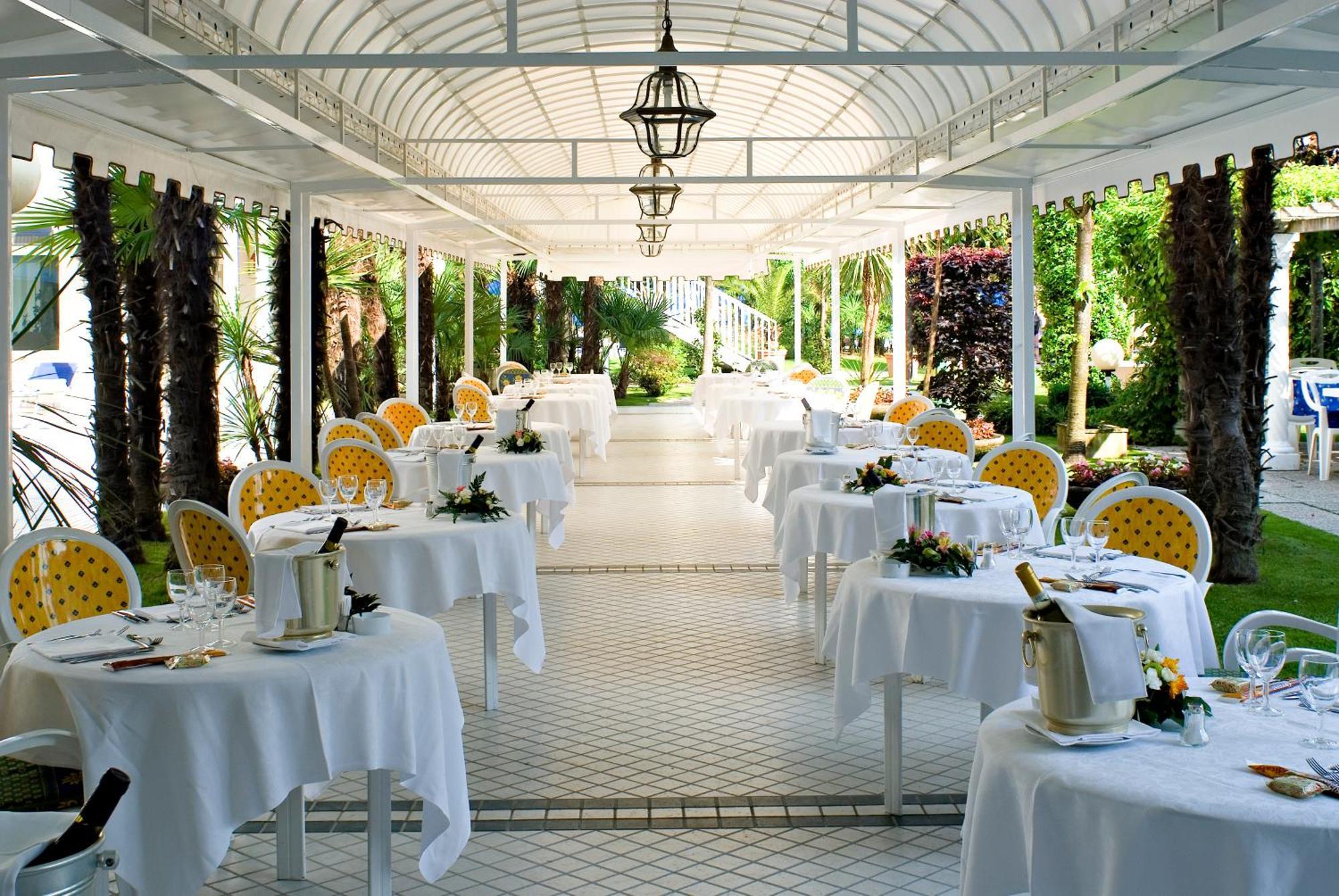 Hotel Metropole Abano Terme Kültér fotó